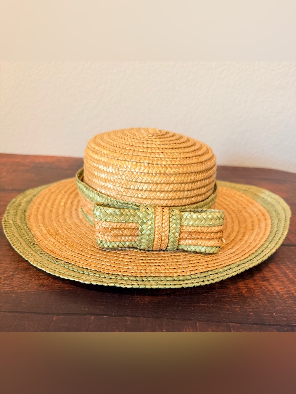 Vintage Two-Tone Woven Straw Boater Hat - Picture 2 of 7